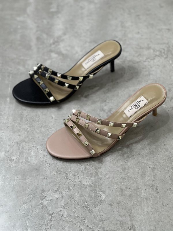 Valentino Garavani Pre Loved Rockstud Sandals