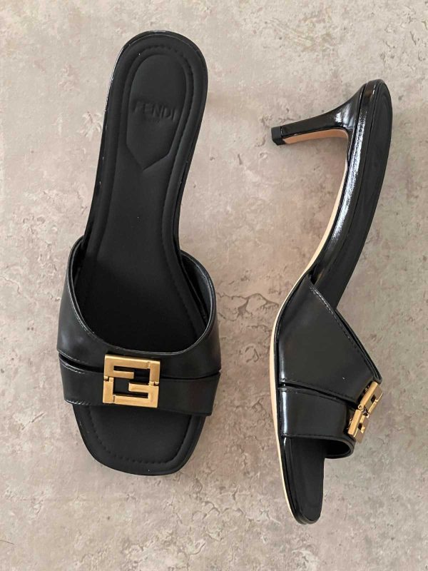 Fendi Ffold Medium Leather Sandals - Image 5