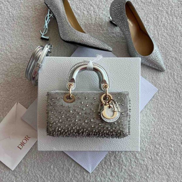 Christian Dior Pre-Owned Lady D-Joy Silver Satin