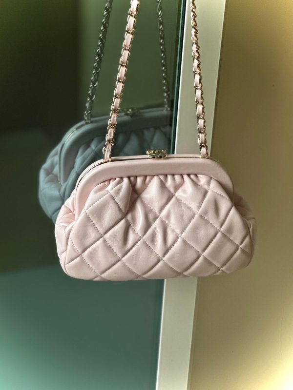 Chanel 24A Clutch In Chain - Image 4