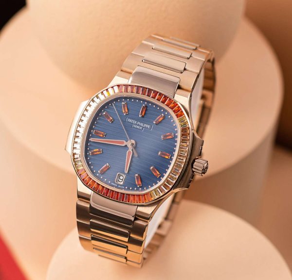 Patek Philippe Nautilus Ladies 7118/1200 - Image 3