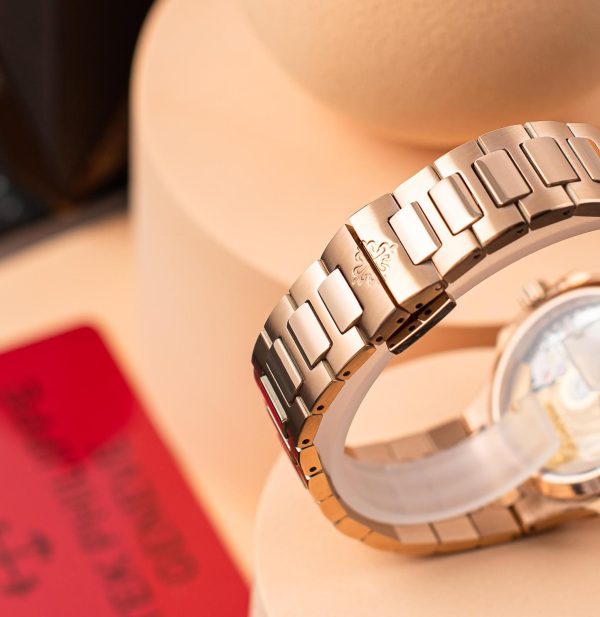Patek Philippe Nautilus Ladies 7118/1200 - Image 13