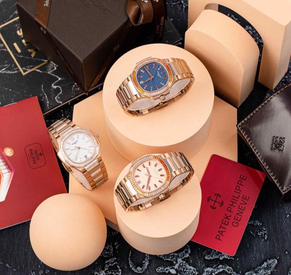 Patek Philippe Nautilus Ladies 7118/1200 - Image 11