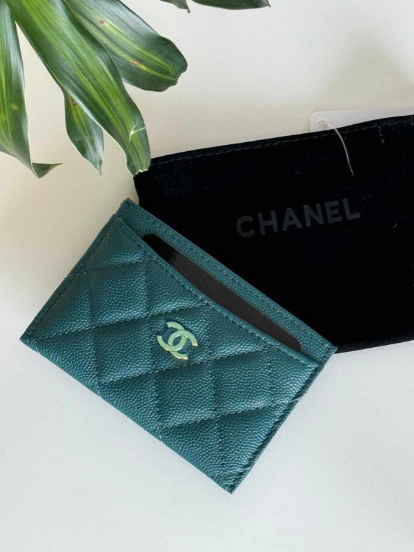 Chanel 19 Card Wallet Interlocking CC Logo - Image 4