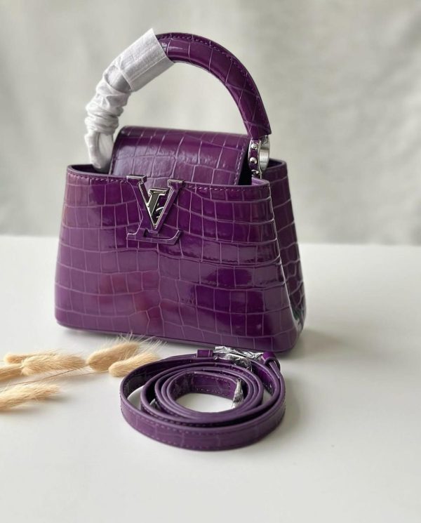 Louis Vuitton Capucines Crocodile Handbag - Image 6
