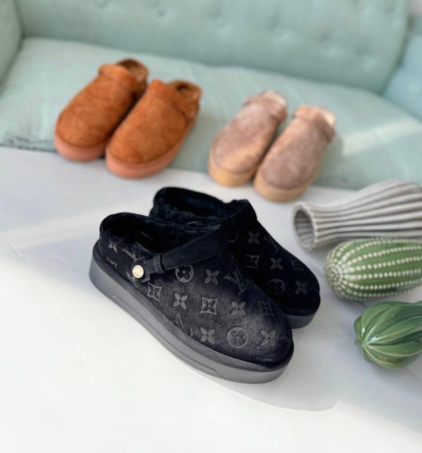 Louis Vuitton Aspen Platform Clogs - Image 10