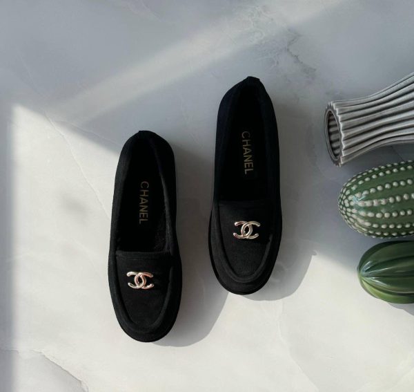 Flats Chanel Suede Leather CC Slip Loafers - Image 4