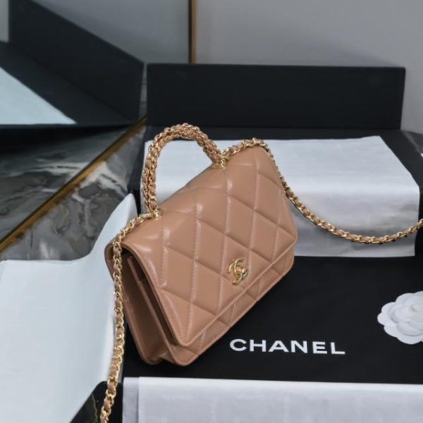 Chanel  Lambskin Quilted Mini Trendy CC Wallet On Chain - Image 2