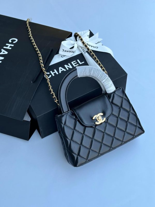 chanel kelly bag shiny black