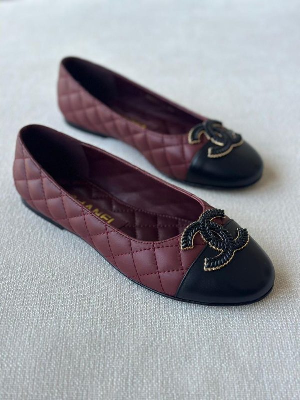 Chanel ballet flat burgundy quilted lambskin large black cc logo - Image 3