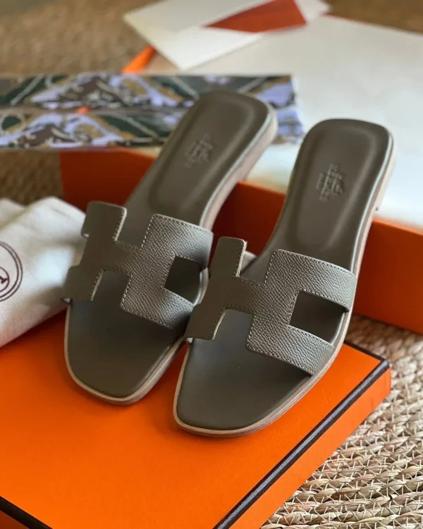 Hermes Oran sandal Women's - Image 3