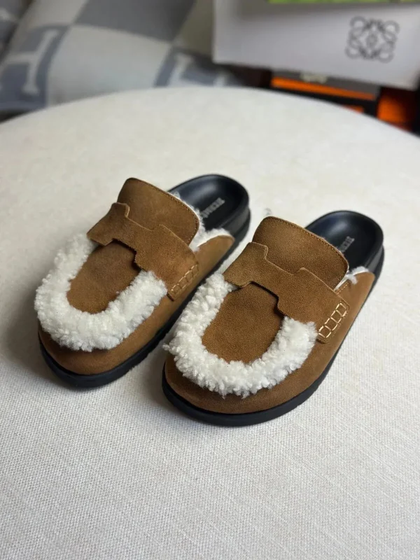 Hermès Go Mule Brown Teddy Suede - Image 2