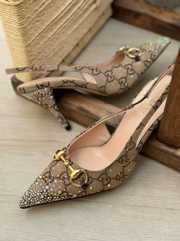 Gucci Mid-heel pumps for Women - Image 2