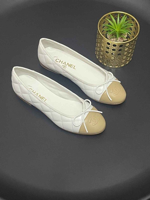 chanel ballet flats white