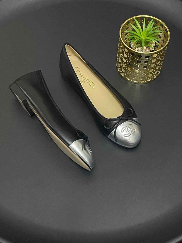 chanel ballet flats silver