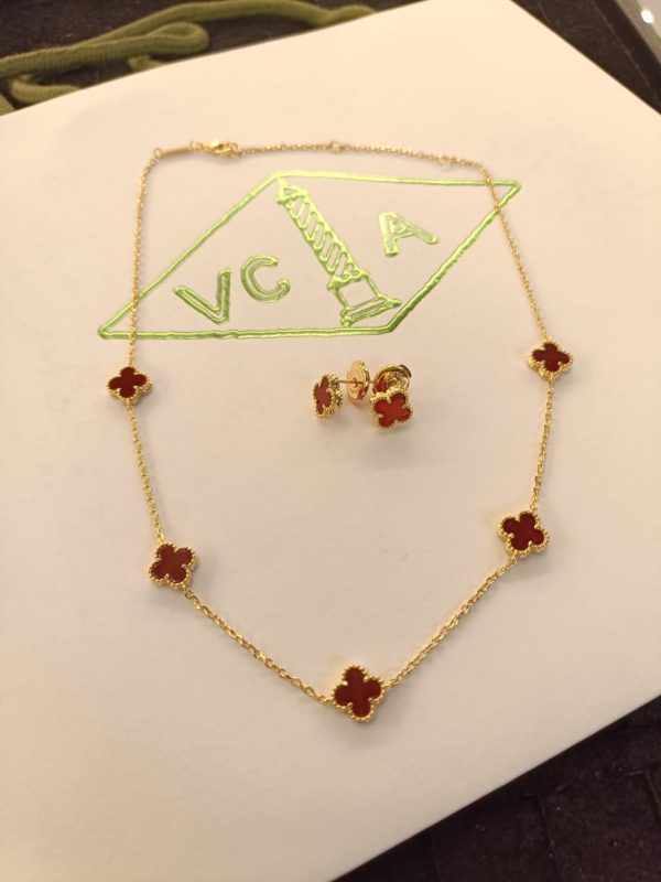 Van Cleef Necklace Set For Women - Image 3