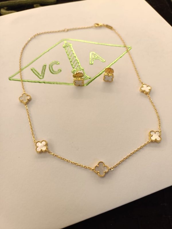 Van Cleef Necklace Set For Women - Image 6