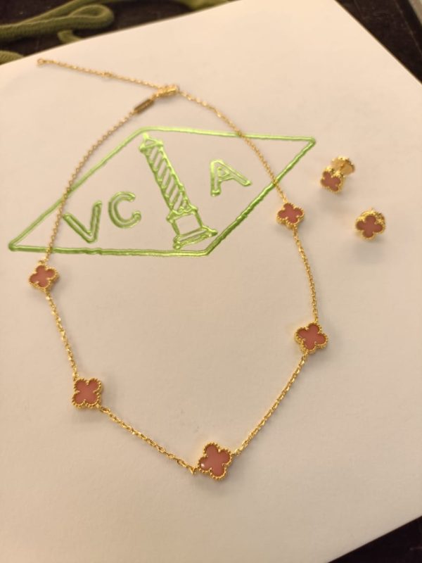 Van Cleef Necklace Set For Women - Image 7