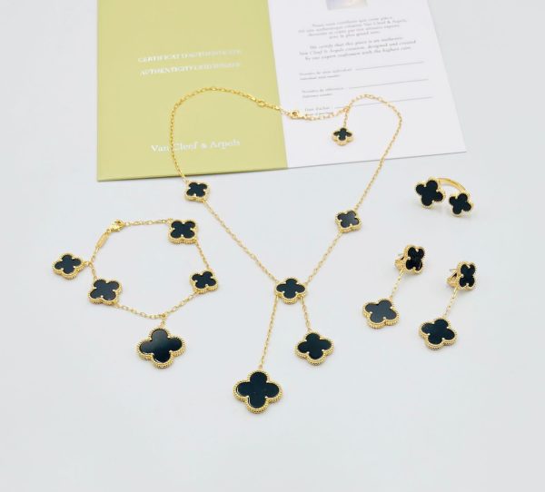 Van Cleef Necklace Set For Women - Image 18