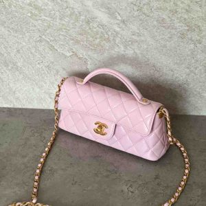 Chanel 21S top handle pink bag