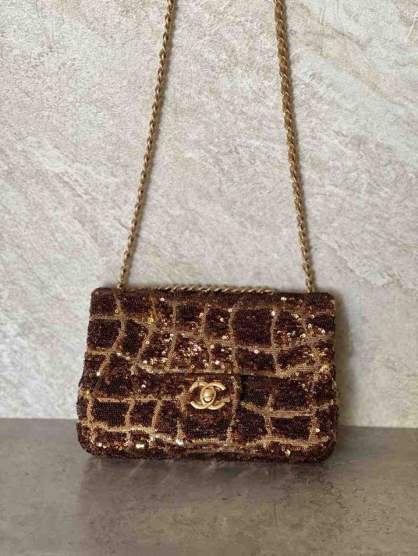 chanel sequin flap bag golden colour