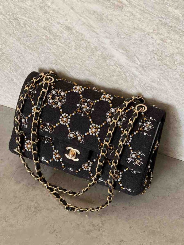 chanel wool patent pearl bag​ black