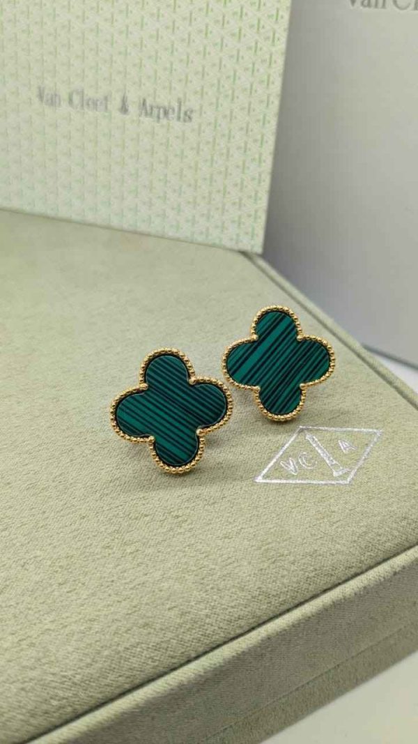 van cleef earrings GREEN