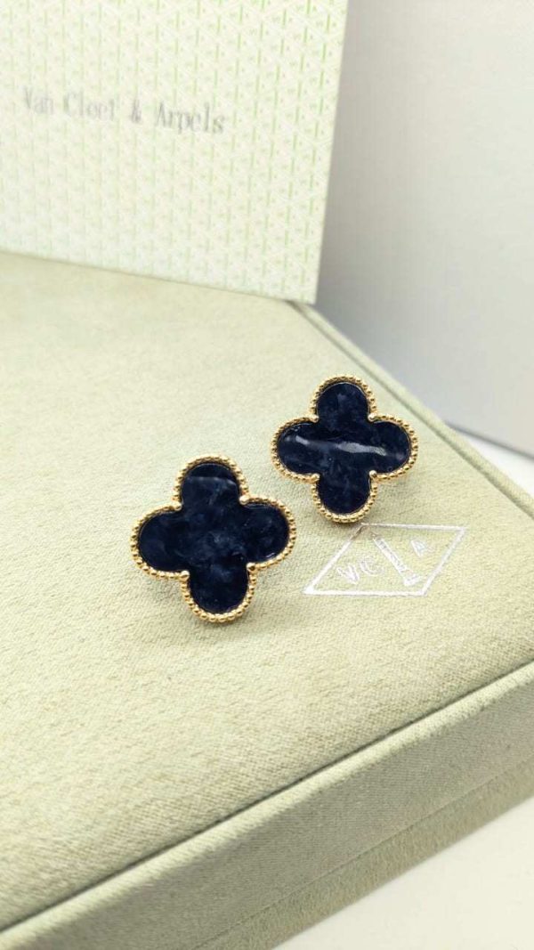 van cleef earrings BLACK