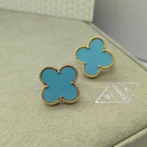 van cleef earrings BABY BLUE