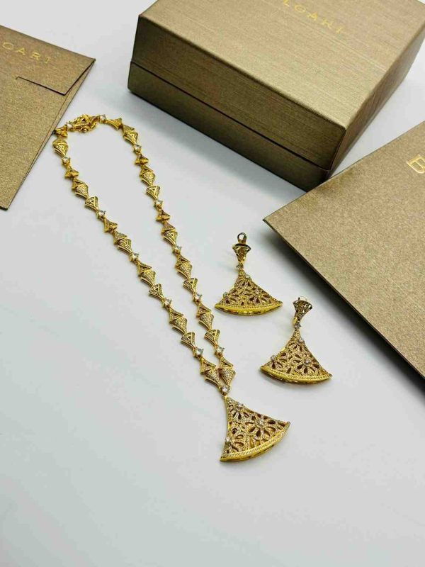 BVLGARI Women's Divas' Dream Diamond Necklace golden