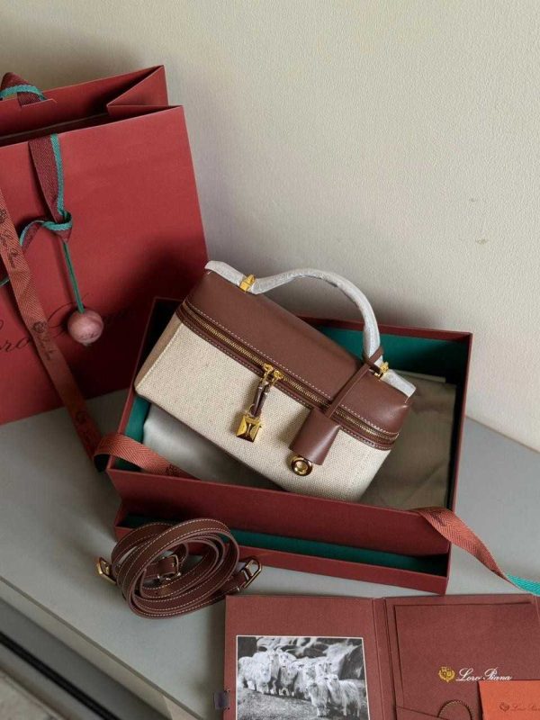 Loro Piana Smooth Calfskin Leather Extra Bag L23 - Image 3