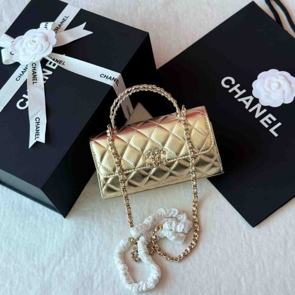Chanel 23p kelly with chain handle golden