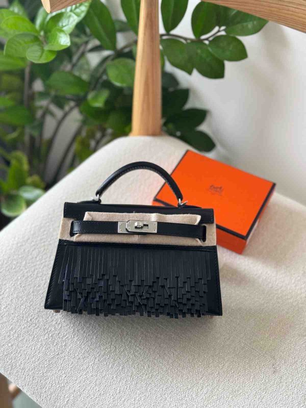 hermes mini kelly pampilles black