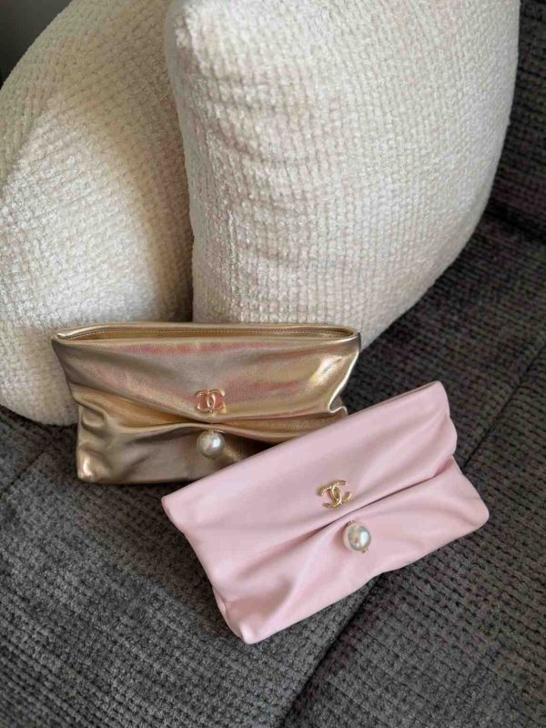 Chanel pearl clutch with chain