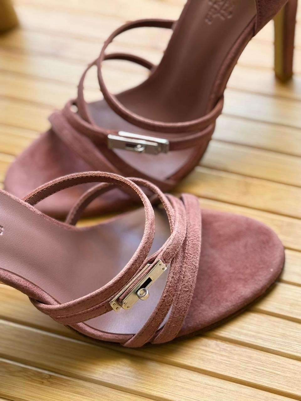 Hermes lipstick 105 sandals pink