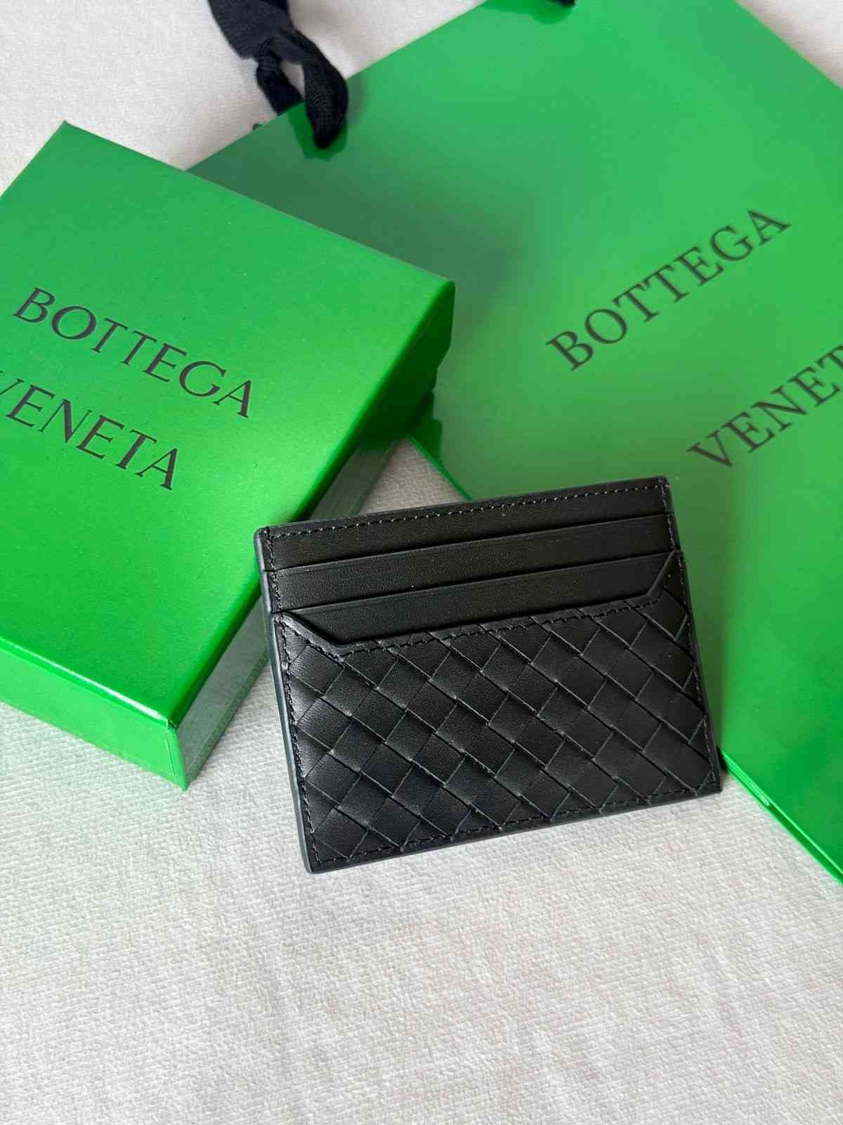 Bottega veneta card holder black