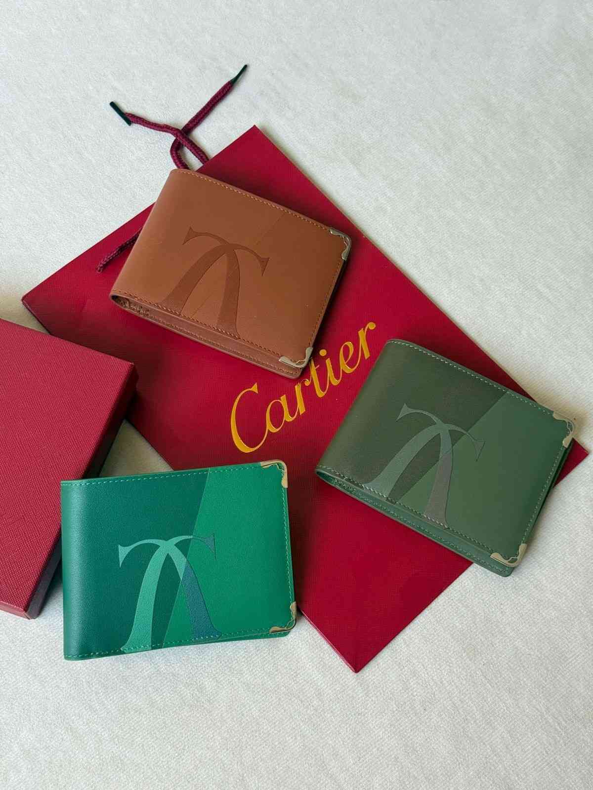 must de cartier xl logo bifold wallet