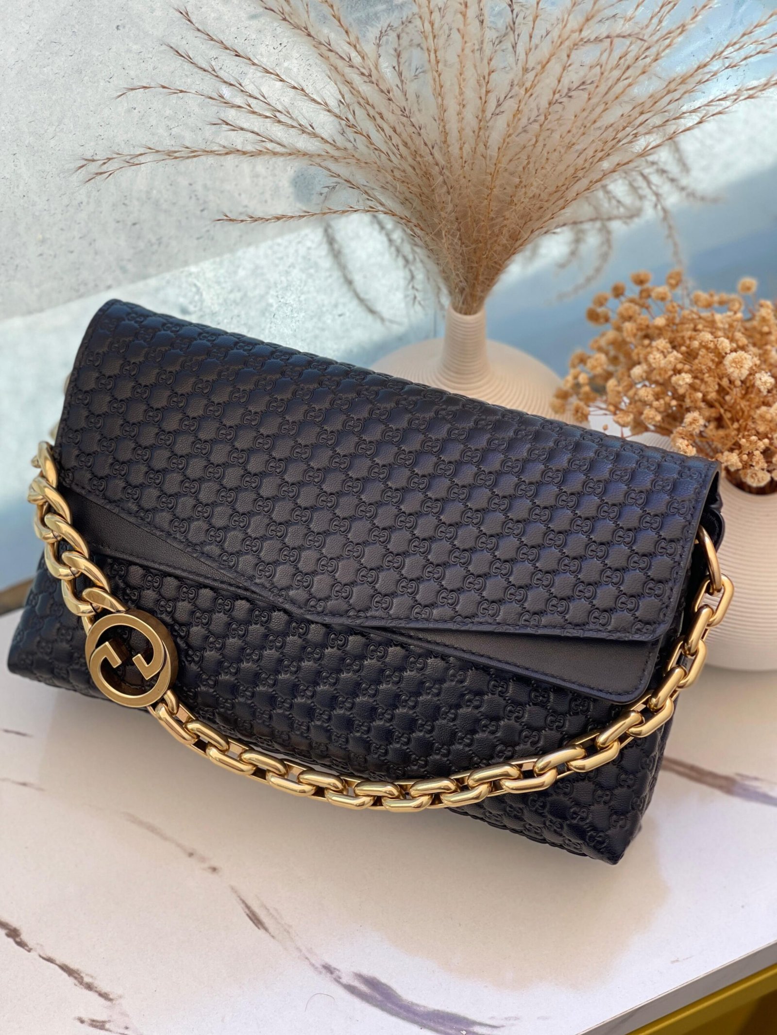 Gucci Shoulder Bag GG Chain Black