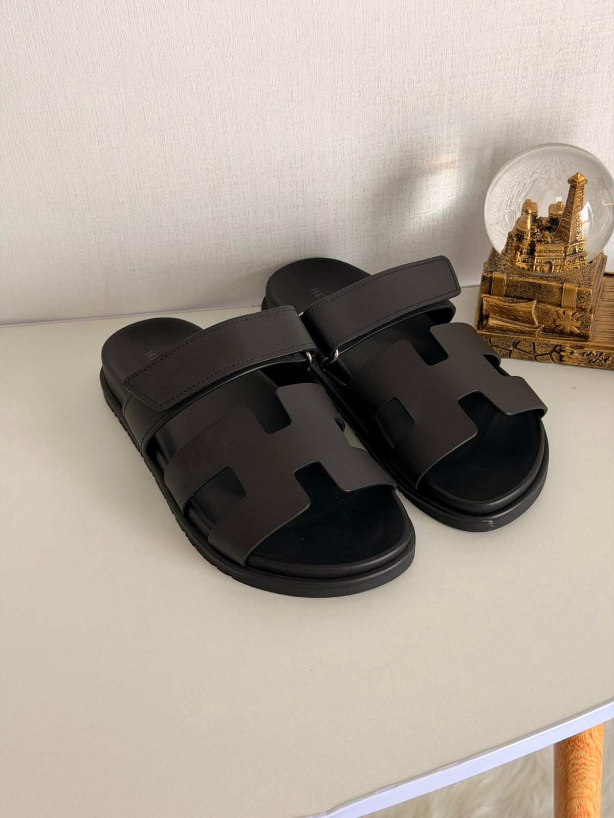 Hermès Chypre dark grey colour