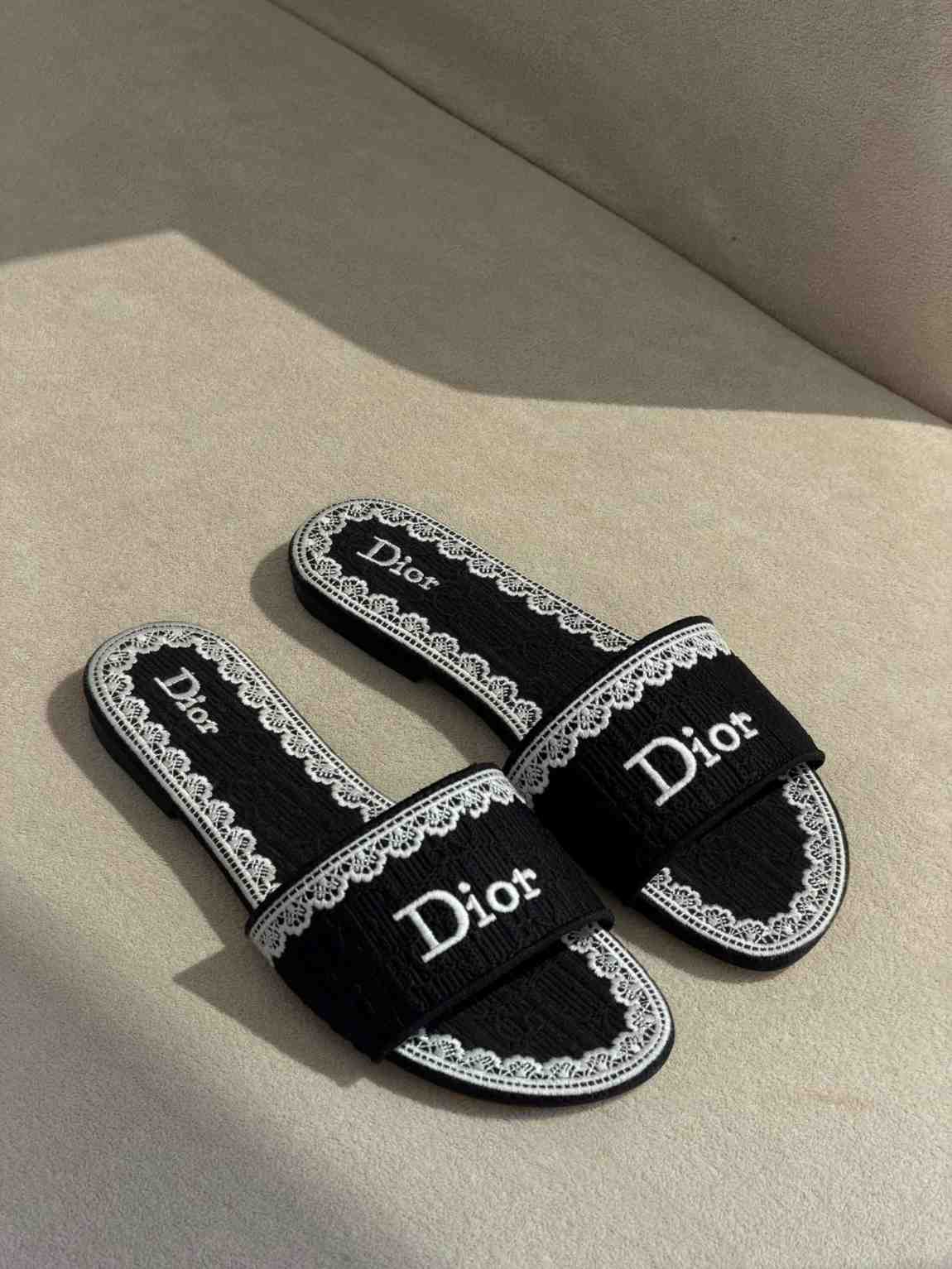 Dioramour Dior Dentelle Slipper For Women - Image 4
