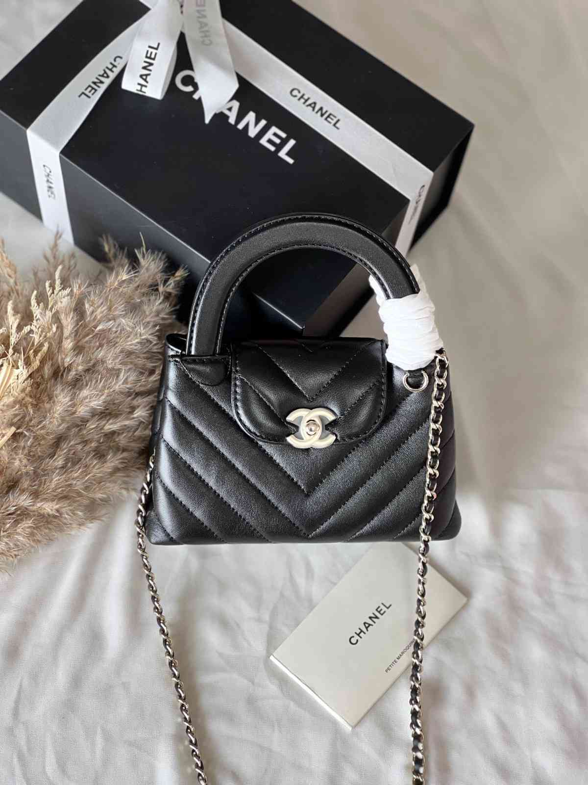 Chanel Mini Kelly Lambskin Chevron Quilted Top Handle Bag - Image 2