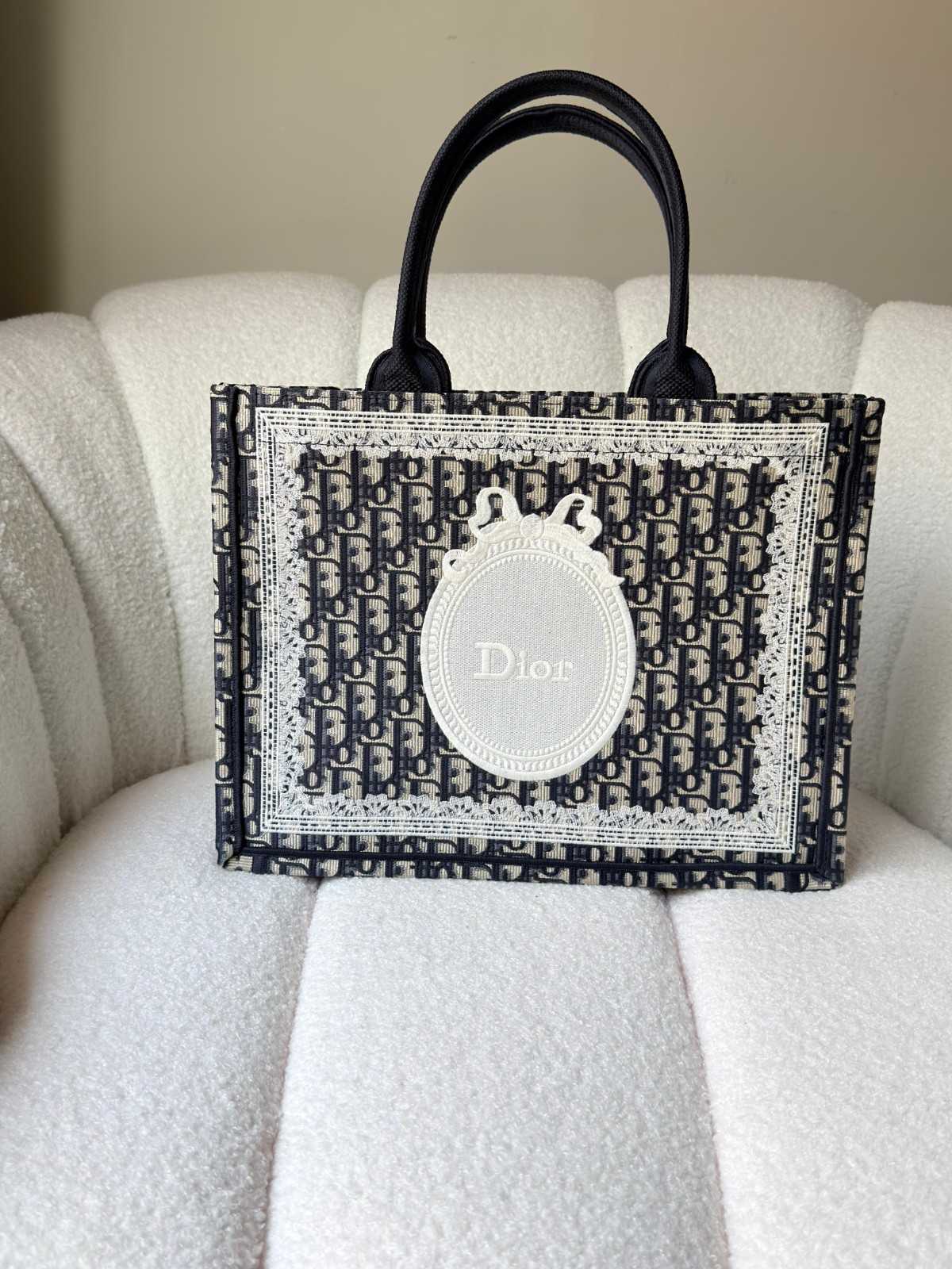 Dior Medium Book Tote - Image 2
