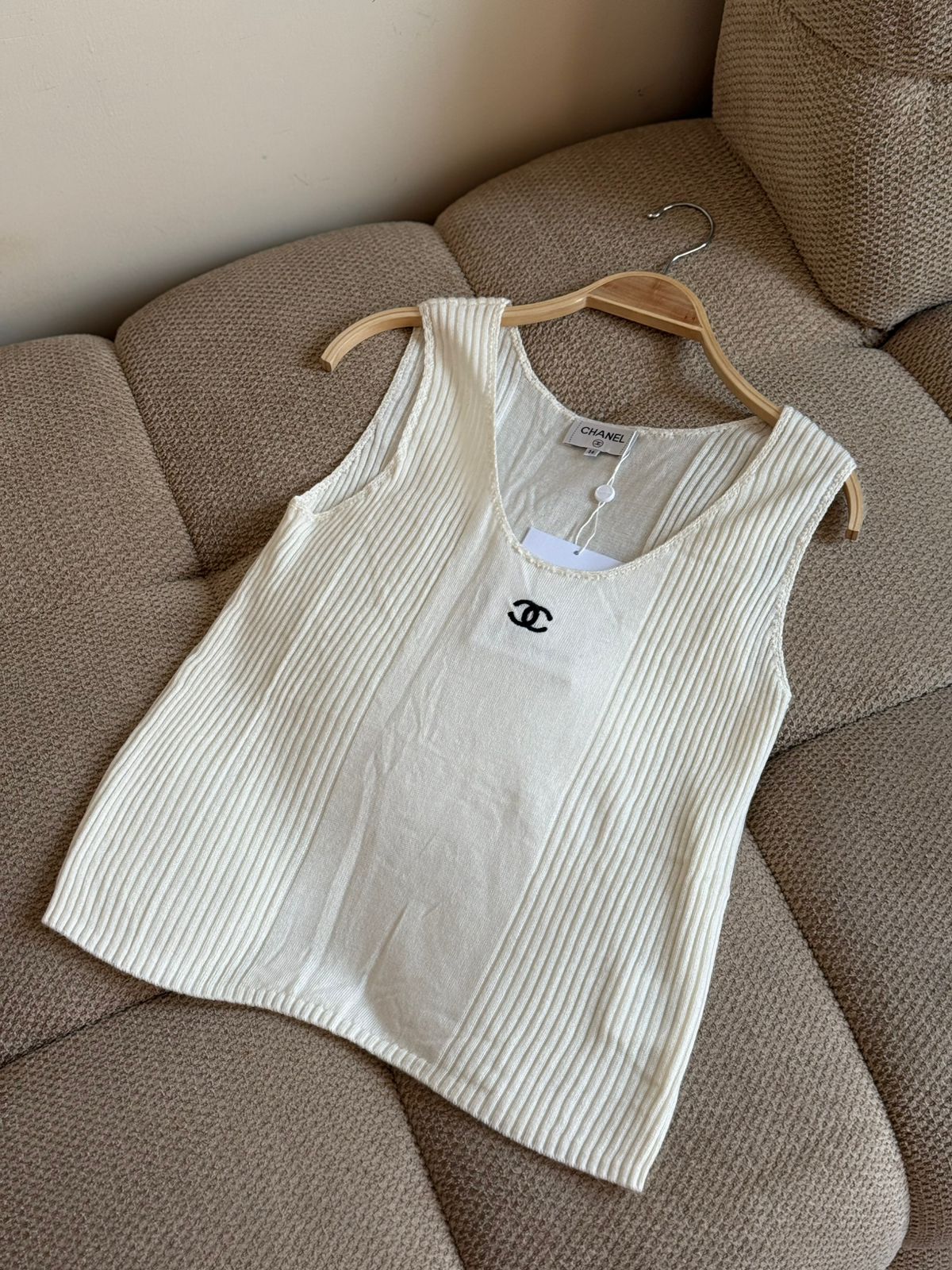 Chanel Knit Tanks CC Logo Embellishment - Image 2