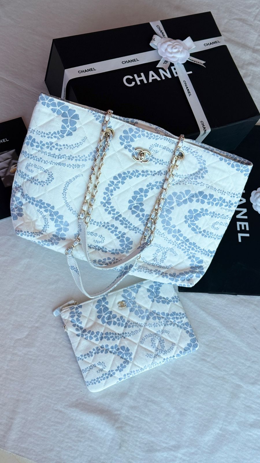 Chanel Printed Denim Quilted Coco Beach Shopping Tote - Image 2