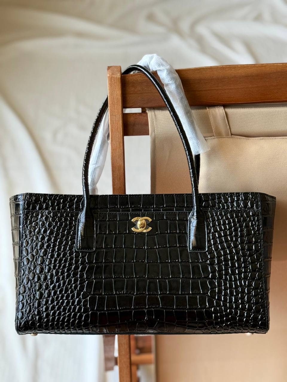 Chanel 26S Small Cerf Shopping Bag Black Croc Embossed Calfskin - Image 2
