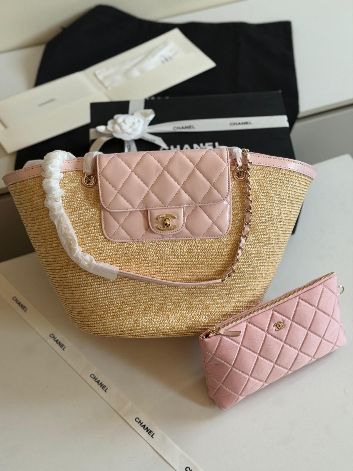 Chanel Butter Yellow Woven Straw Tote - Image 2