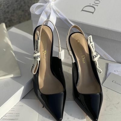 0D91227C-5CAB-47FF-AFB3-8C7204F1C341