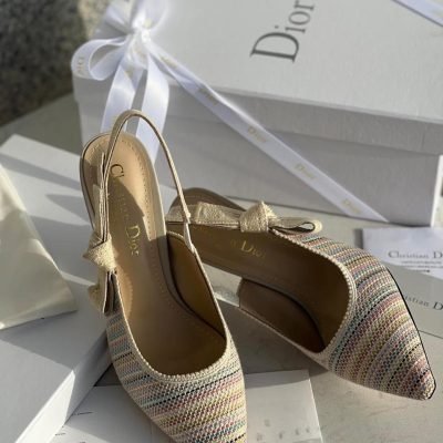 6F455CA3-AFE9-41FE-9A50-F90E2FC0B9E6