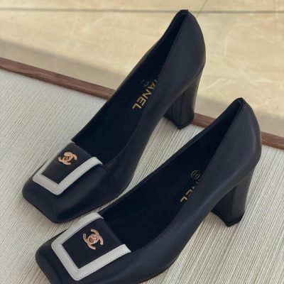Chanel 26S Blazy Black Slingback Heels With White Square Toe And Block Heel