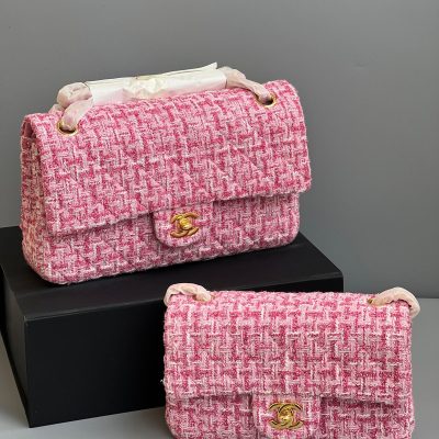 chanel Pink tweed double flap bag 24 cm